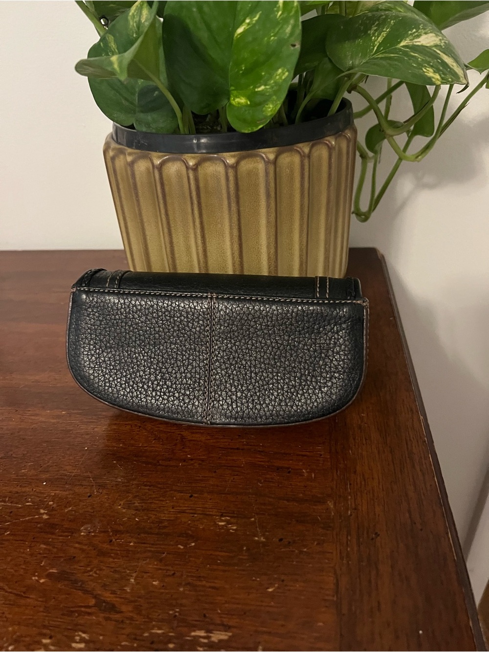 Brighton Black Leather Clutch eye glasses case or Wallet - Picture 3 of 12